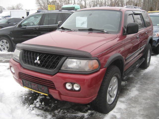 2002 Mitsubishi Montero Sport