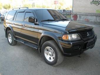 2002 Mitsubishi Montero Sport