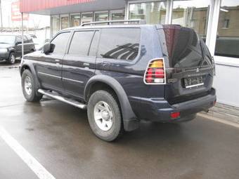 2002 Mitsubishi Montero Sport Images