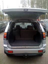 2002 Mitsubishi Montero Sport Pictures