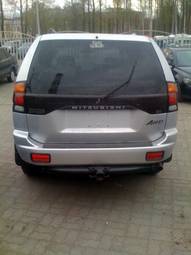 2002 Mitsubishi Montero Sport Pictures