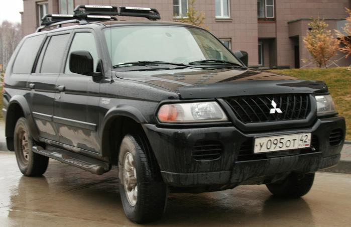 2002 Mitsubishi Montero Sport