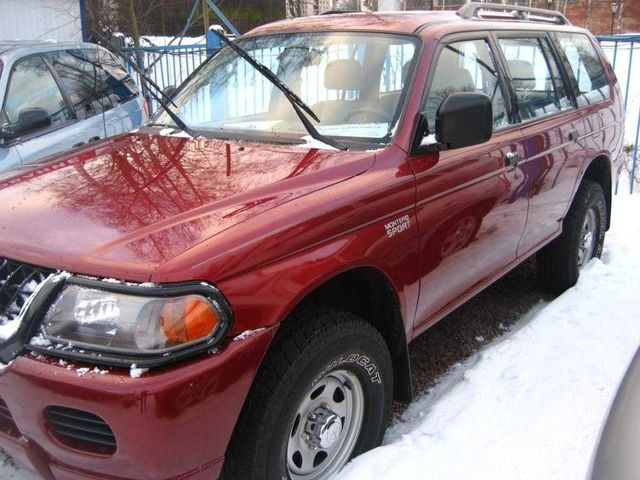 2003 Mitsubishi Montero Sport