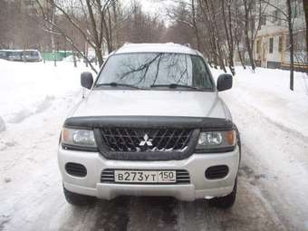 2003 Mitsubishi Montero Sport