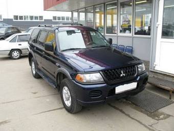 2003 Mitsubishi Montero Sport Pics
