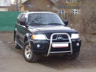 2007 Mitsubishi Montero Sport Pics