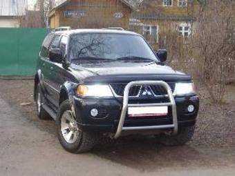 2007 Mitsubishi Montero Sport Photos