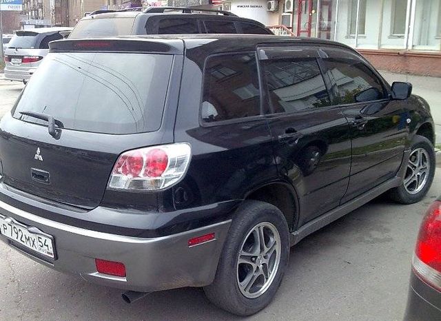 2002 Mitsubishi Outlander