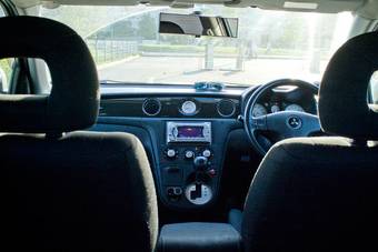 2002 Mitsubishi Outlander Pictures