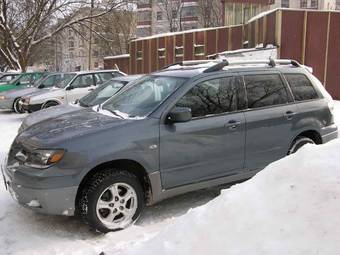 2003 Mitsubishi Outlander