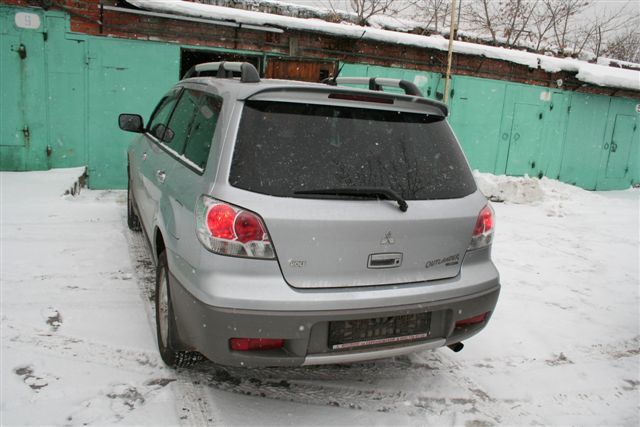 2003 Mitsubishi Outlander