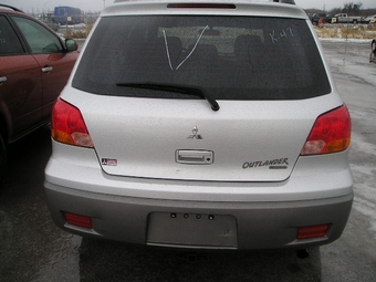 2003 Mitsubishi Outlander