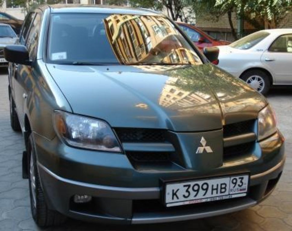 2003 Mitsubishi Outlander