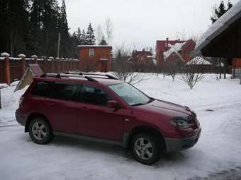 2003 Mitsubishi Outlander Pictures