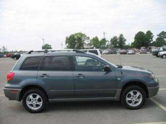 2003 Mitsubishi Outlander Pictures