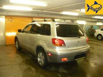 2003 Mitsubishi Outlander Pictures