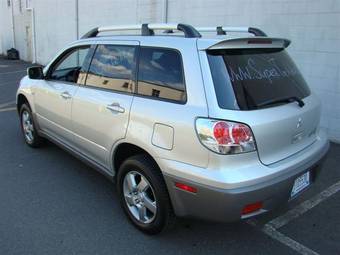 2003 Mitsubishi Outlander Pictures