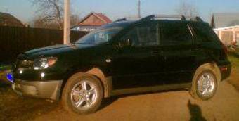 2003 Mitsubishi Outlander Pictures