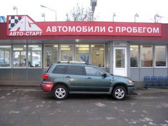 2003 Mitsubishi Outlander Images