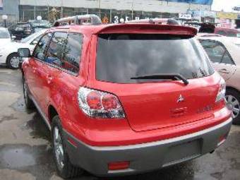 2003 Mitsubishi Outlander Pictures