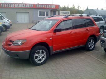 2003 Mitsubishi Outlander Pictures