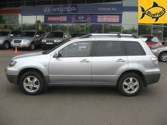 2003 Mitsubishi Outlander Images
