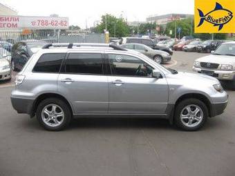 2003 Mitsubishi Outlander Pictures