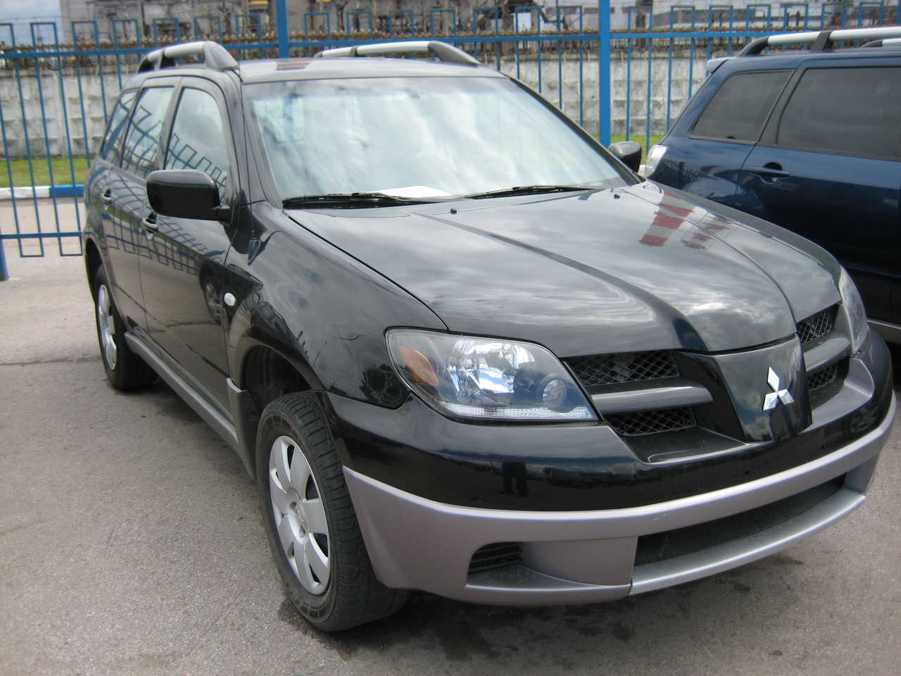 2003 Mitsubishi Outlander