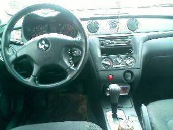 2003 Mitsubishi Outlander Pictures