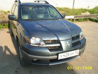 2003 Mitsubishi Outlander Pictures