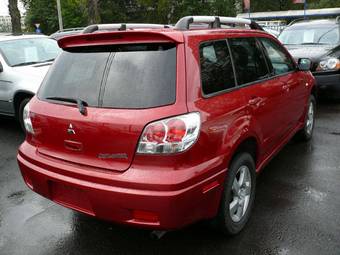 2003 Mitsubishi Outlander Wallpapers