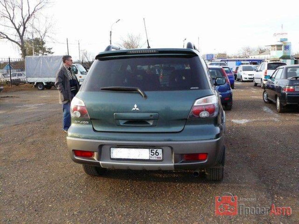 2004 Mitsubishi Outlander