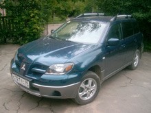 2004 Mitsubishi Outlander Pictures