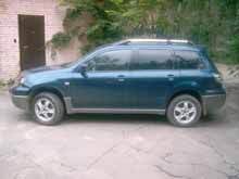 2004 Mitsubishi Outlander Pictures