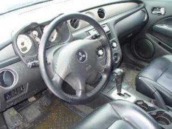 2004 Mitsubishi Outlander Photos