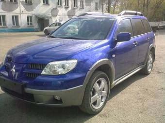 2004 Mitsubishi Outlander