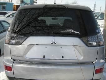2005 Mitsubishi Outlander Pictures