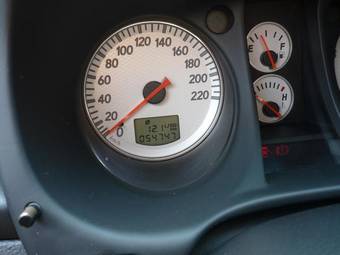 2005 Mitsubishi Outlander Photos