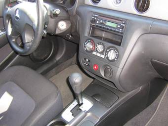 2005 Mitsubishi Outlander For Sale