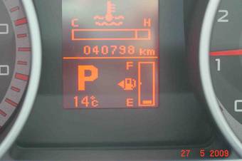 2005 Mitsubishi Outlander Photos