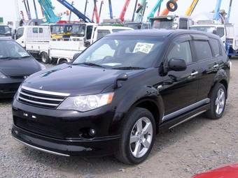 2005 Mitsubishi Outlander Pictures