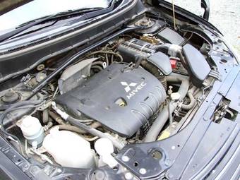 2005 Mitsubishi Outlander Pictures