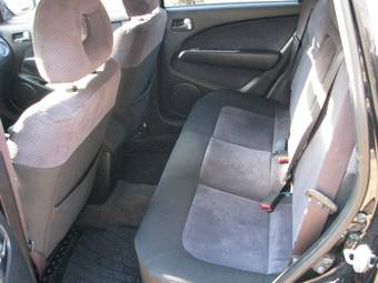 2005 Mitsubishi Outlander Images