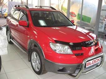 2006 Mitsubishi Outlander Pictures