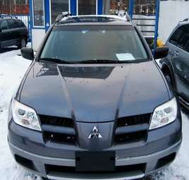 2006 Mitsubishi Outlander Photos