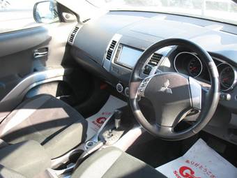 2006 Mitsubishi Outlander Pictures