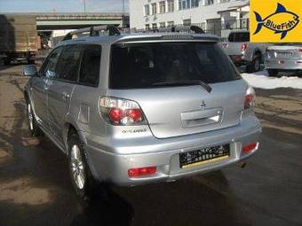 2006 Mitsubishi Outlander Pictures