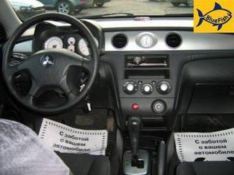 2006 Mitsubishi Outlander Images