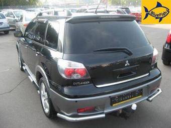 2006 Mitsubishi Outlander Pics