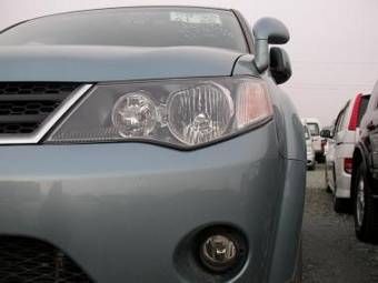 2006 Mitsubishi Outlander Wallpapers